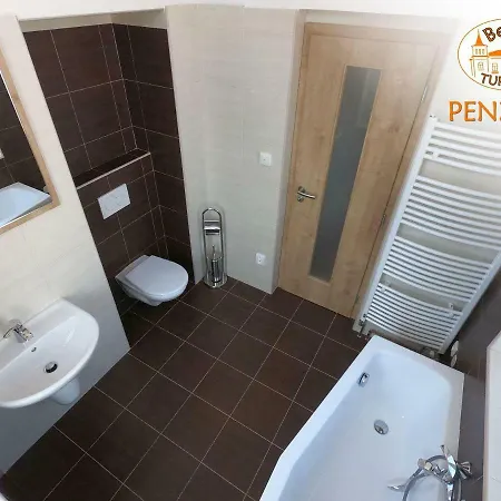 בית הארחה Bejby טורנוב